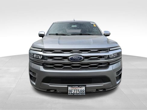 Used 2023 Ford Expedition Platinum AWD/4WD image 8