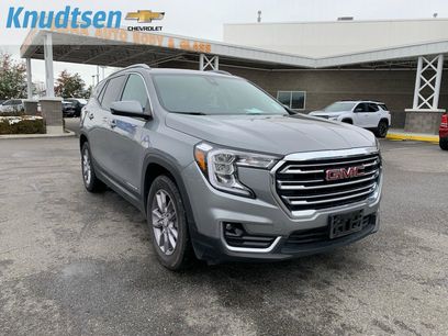 Used 2023 GMC Terrain SLT
