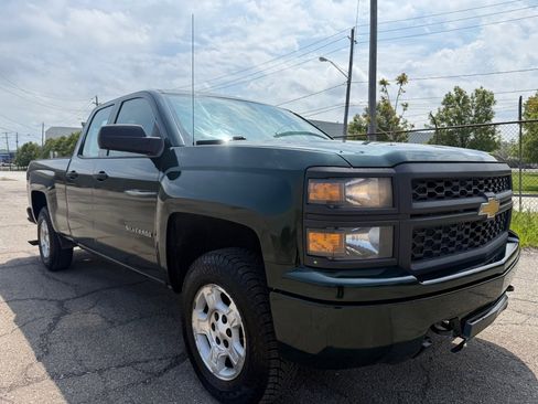 Used 2015 Chevrolet Silverado 1500 W/T w/ Trailering Package AWD/4WD image 6