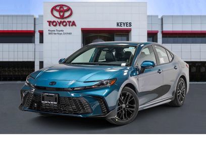 New 2025 Toyota Camry SE