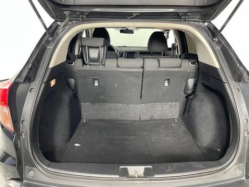 Used 2017 Honda HR-V LX image 13