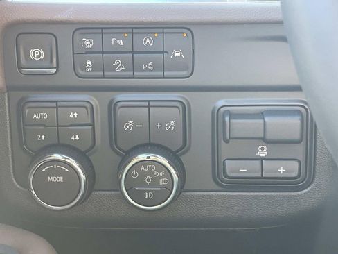 New 2026 Chevrolet Tahoe High Country w/ Sun And Tow Package image 33