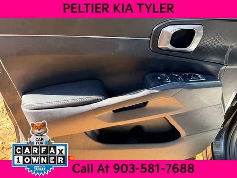 Certified 2024 Kia Sorento S image 17