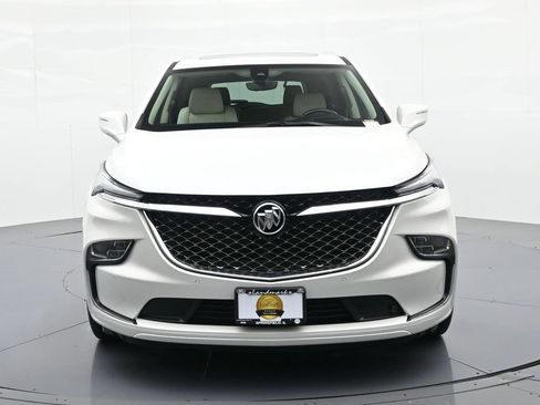 Used 2022 Buick Enclave Avenir w/ Avenir Technology Package AWD/4WD image 3