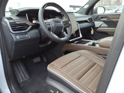 New 2026 GMC Acadia Denali Ultimate image 14