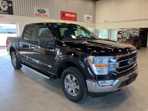 Used 2023 Ford F150 XLT w/ XTR Package image 3