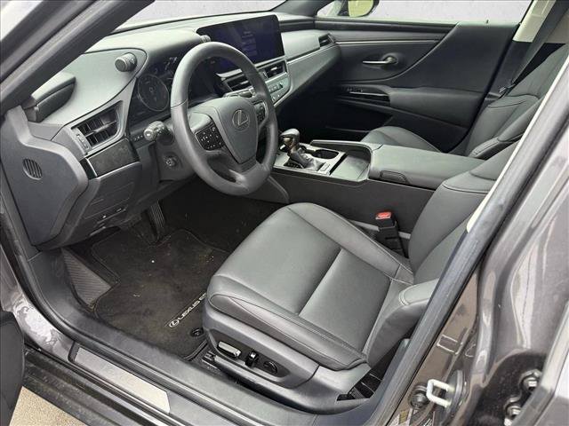 Used 2023 Lexus ES 350 w/ Premium Package FWD image 9