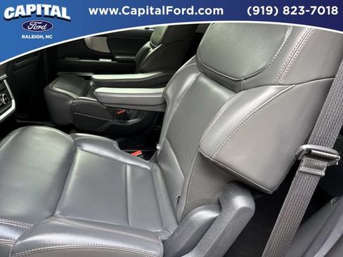 Certified 2025 Ford Expedition Active AWD/4WD image 18