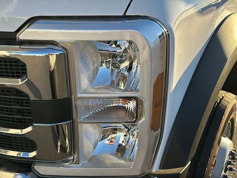 New 2026 Ford F450 XL w/ XL Chrome Package image 4