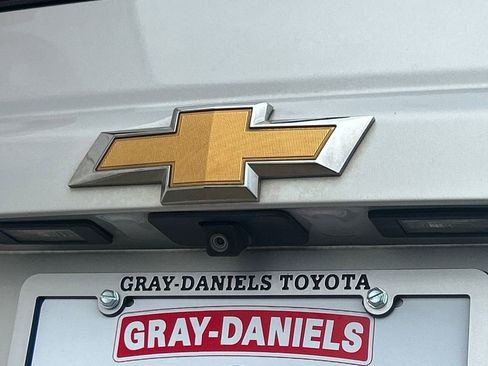 Used 2017 Chevrolet Suburban LT w/ Luxury Package image 41