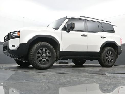 Used 2025 Toyota Land Cruiser w/ Premium Package image 12