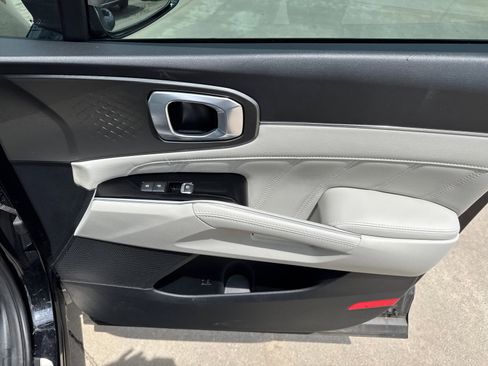 Used 2022 Kia Sorento SX FWD image 16