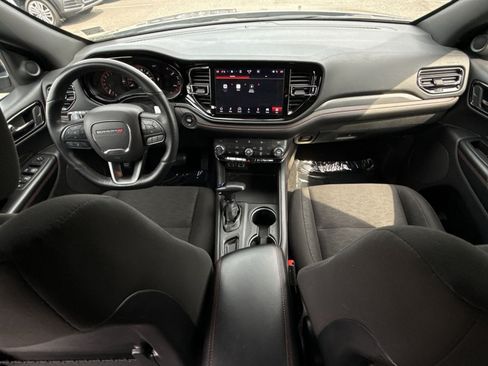 Used 2025 Dodge Durango GT RWD image 23