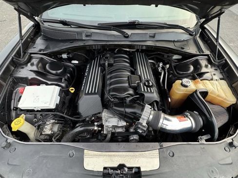 Used 2019 Dodge Charger Scat Pack image 2