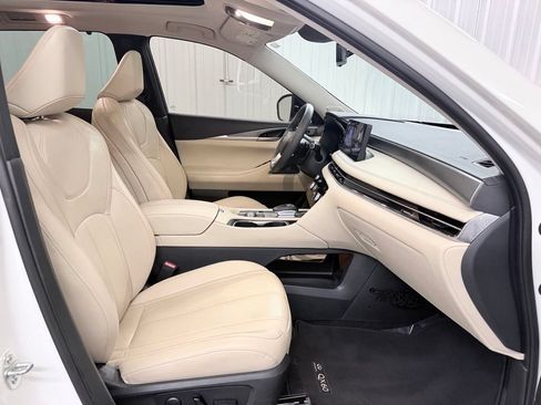 Certified 2023 INFINITI QX60 Luxe w/ Performance Audio Package FWD image 43