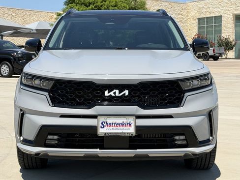 Used 2023 Kia Sorento SX FWD image 12