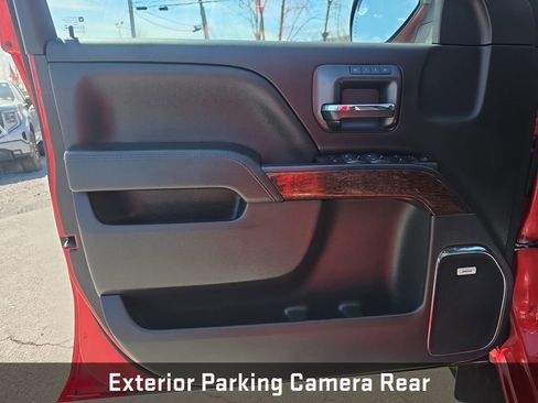 Used 2018 GMC Sierra 1500 SLT w/ SLT Preferred Package AWD/4WD image 11