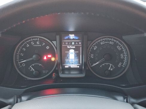 Used 2022 Toyota Tacoma TRD Sport image 20