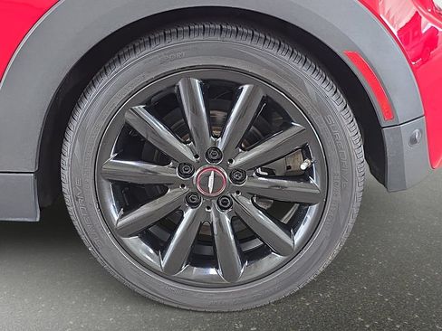 Used 2019 MINI Cooper S w/ Signature Upholstery Package FWD image 30