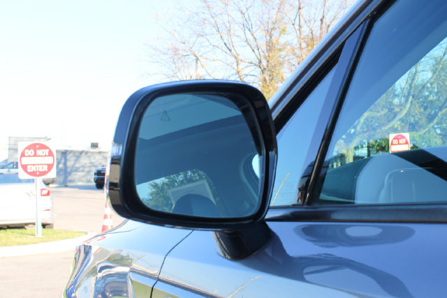 Used 2021 Kia Sorento S w/ Panoramic Sunroof Package AWD/4WD image 8