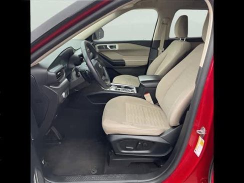 Used 2020 Ford Explorer XLT AWD/4WD image 6