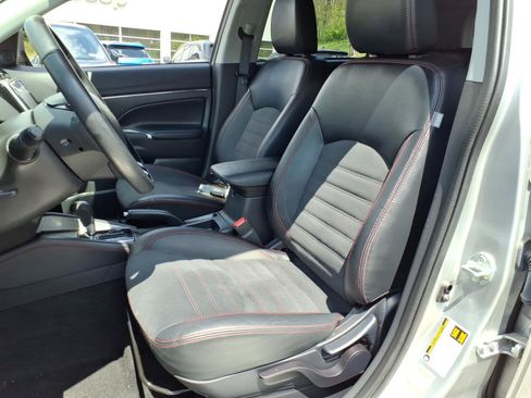 Used 2024 Mitsubishi Outlander Sport AWD image 10