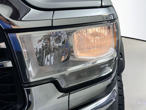 Used 2019 RAM 3500 Tradesman image 11