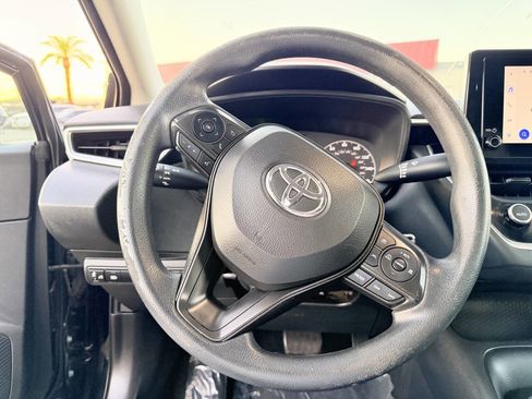 Used 2023 Toyota Corolla LE image 10