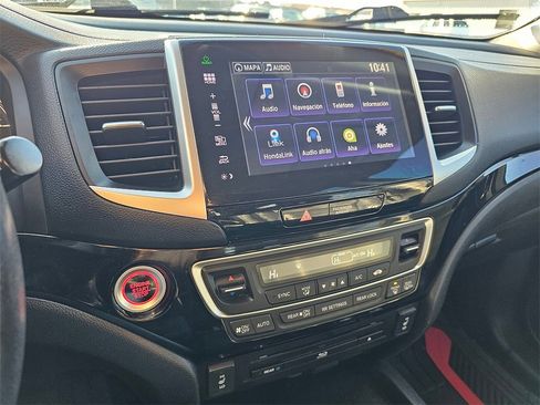 Used 2016 Honda Pilot Touring image 25