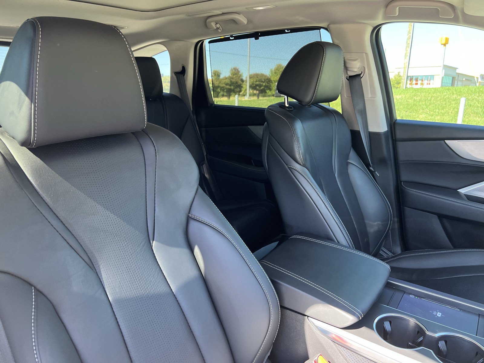 Certified 2025 Acura MDX w/ Technology Package FWD image 35