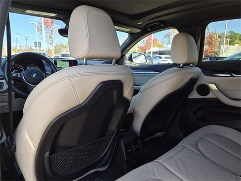 Used 2018 BMW X2 sDrive28i w/ M SportX Package image 31