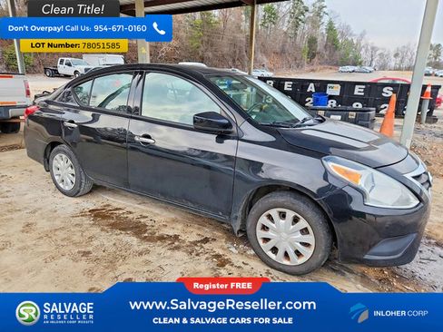 Used 2016 Nissan Versa SV FWD image 5