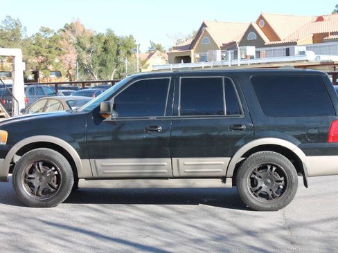 Used 2004 Ford Expedition Eddie Bauer image 4