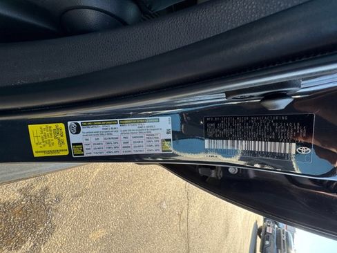 Certified 2024 Toyota Corolla SE FWD image 35