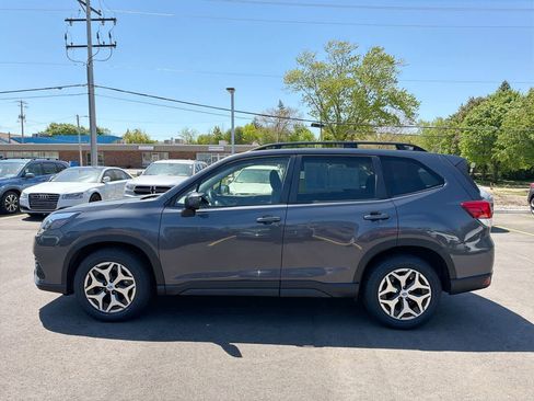 Certified 2023 Subaru Forester Premium AWD/4WD image 10
