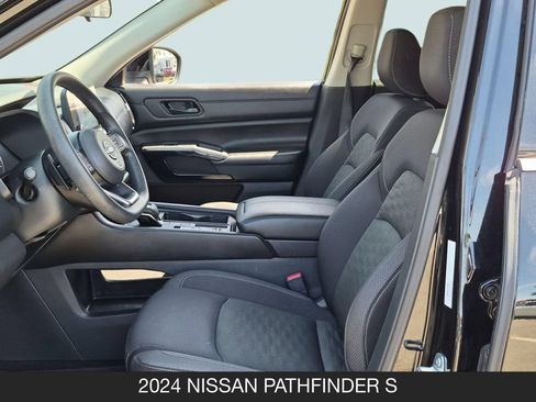 Used 2024 Nissan Pathfinder S FWD image 14