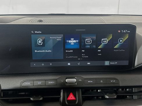 Used 2025 Kia K4 LXS image 21