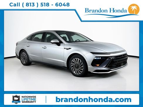 Used 2024 Hyundai Sonata Limited FWD image 1