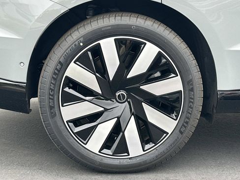 New 2026 Volvo EX90 Ultra image 22