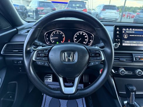 Used 2019 Honda Accord Sport image 14