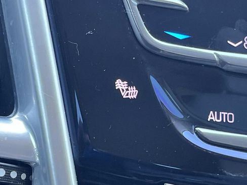 Used 2013 Cadillac SRX Performance image 36