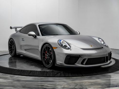 Used 2018 Porsche 911 GT3 w/ Sport Chrono Package image 20