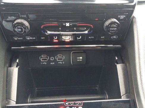 Used 2024 Jeep Grand Cherokee L Laredo image 37