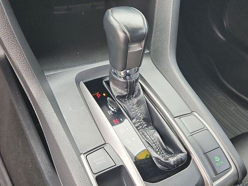 Used 2021 Honda Civic Sport image 15