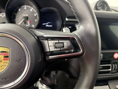 Certified 2023 Porsche Macan AWD/4WD image 38