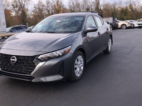 New 2025 Nissan Sentra S image 4