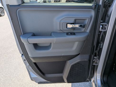 Used 2024 RAM 1500 Classic SLT AWD/4WD image 26