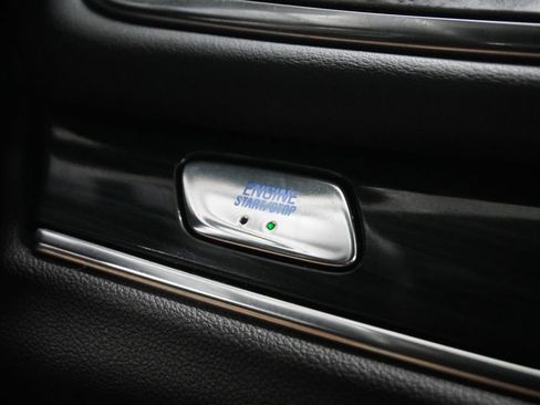 Used 2023 Buick Enclave Essence w/ Experience Buick Package image 7