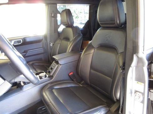 Certified 2025 Ford Bronco Badlands image 10