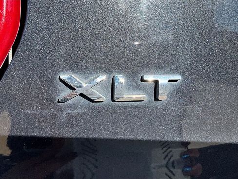 Used 2017 Ford Explorer XLT w/ Equipment Group 201A image 34